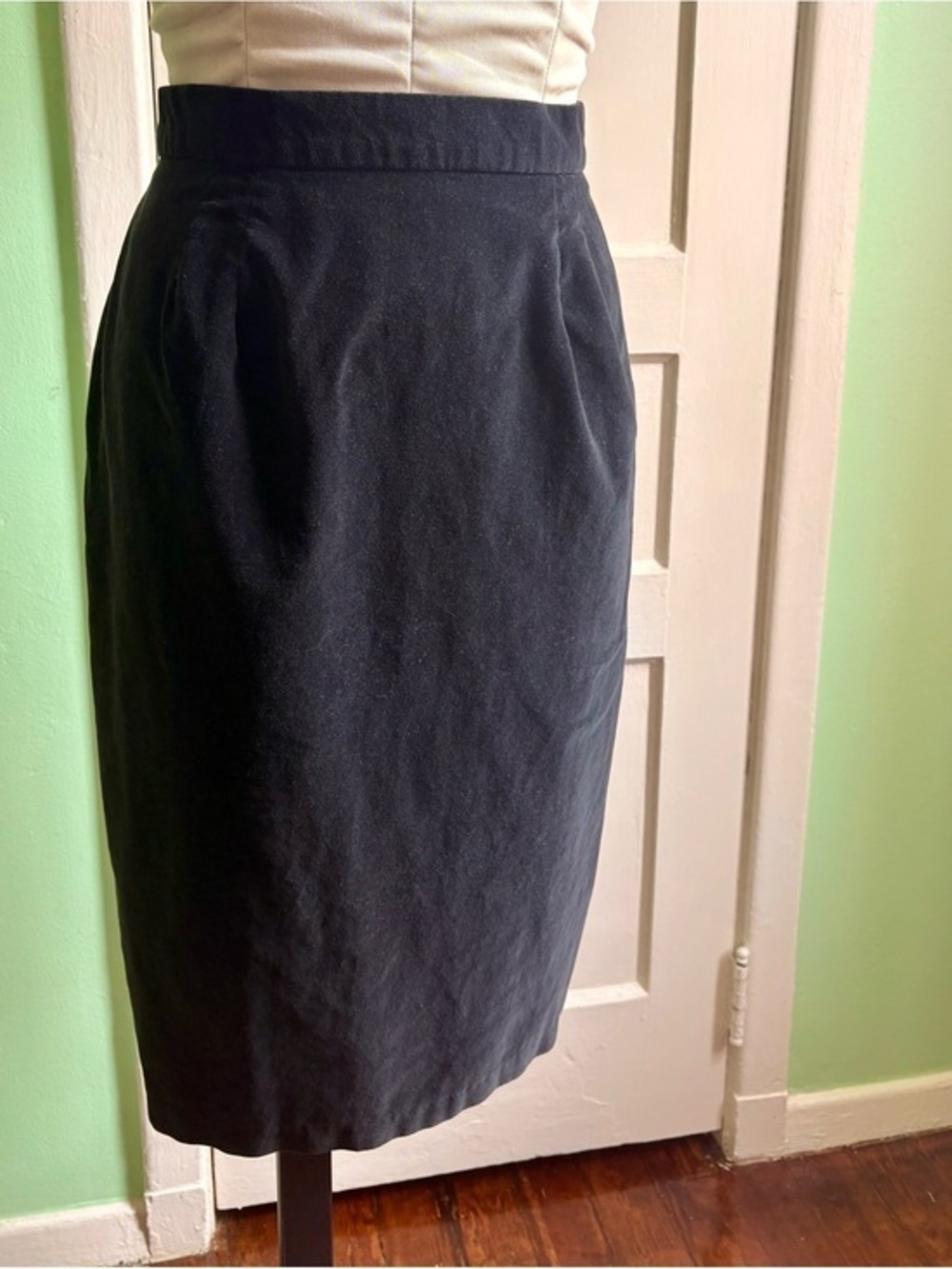 Vintage Worthington Velvet Black Pencil Skirt